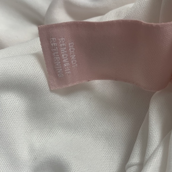 Long Sleeve Sequin Minidress
ONE33 SOCIAL - Picture 16 of 16